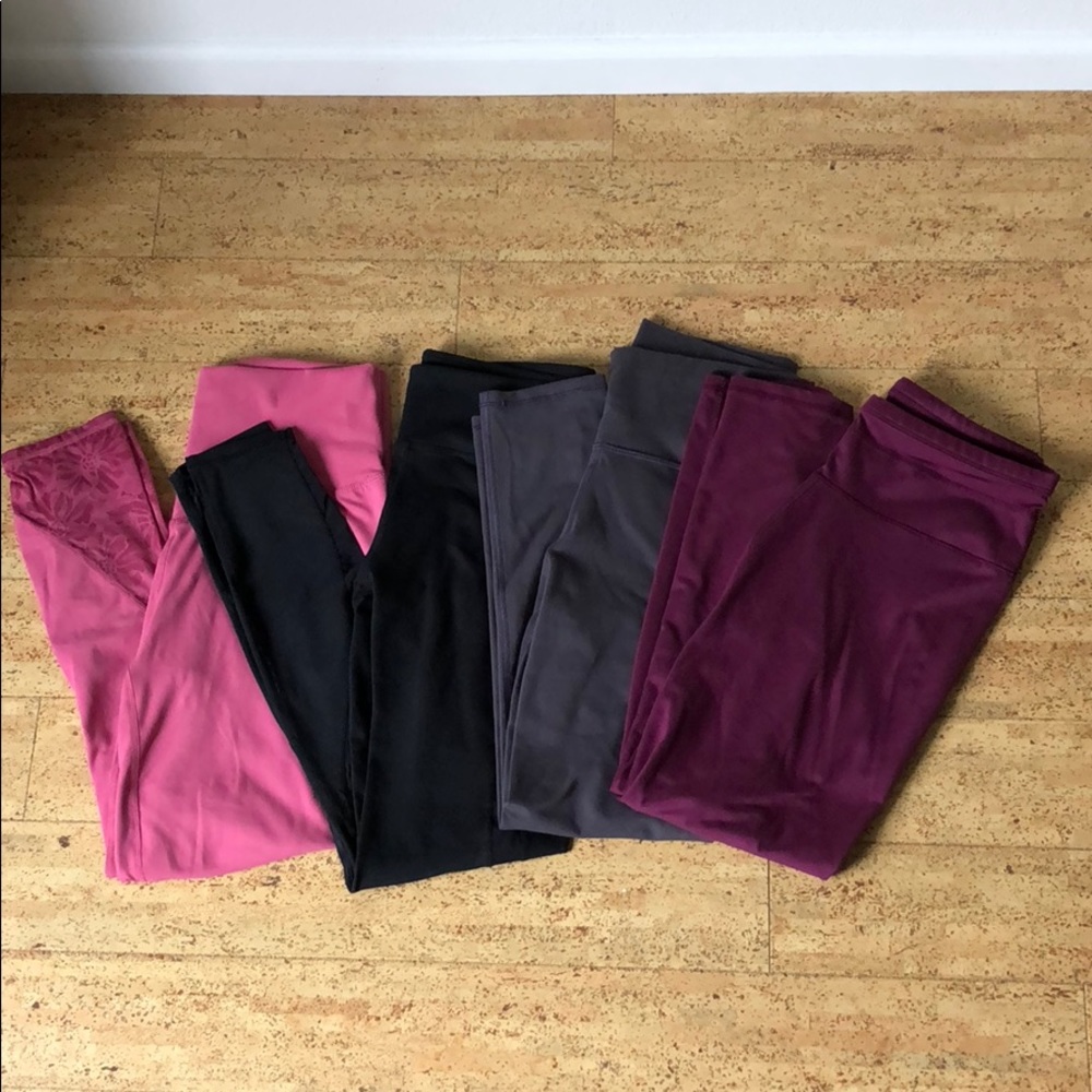 Lot of 4 fabletics leggings